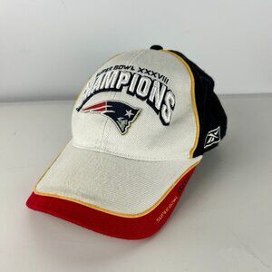 Reebok New England Patriots Super Bowl XXXVIII 38 Champions Locker Room Hat Cap